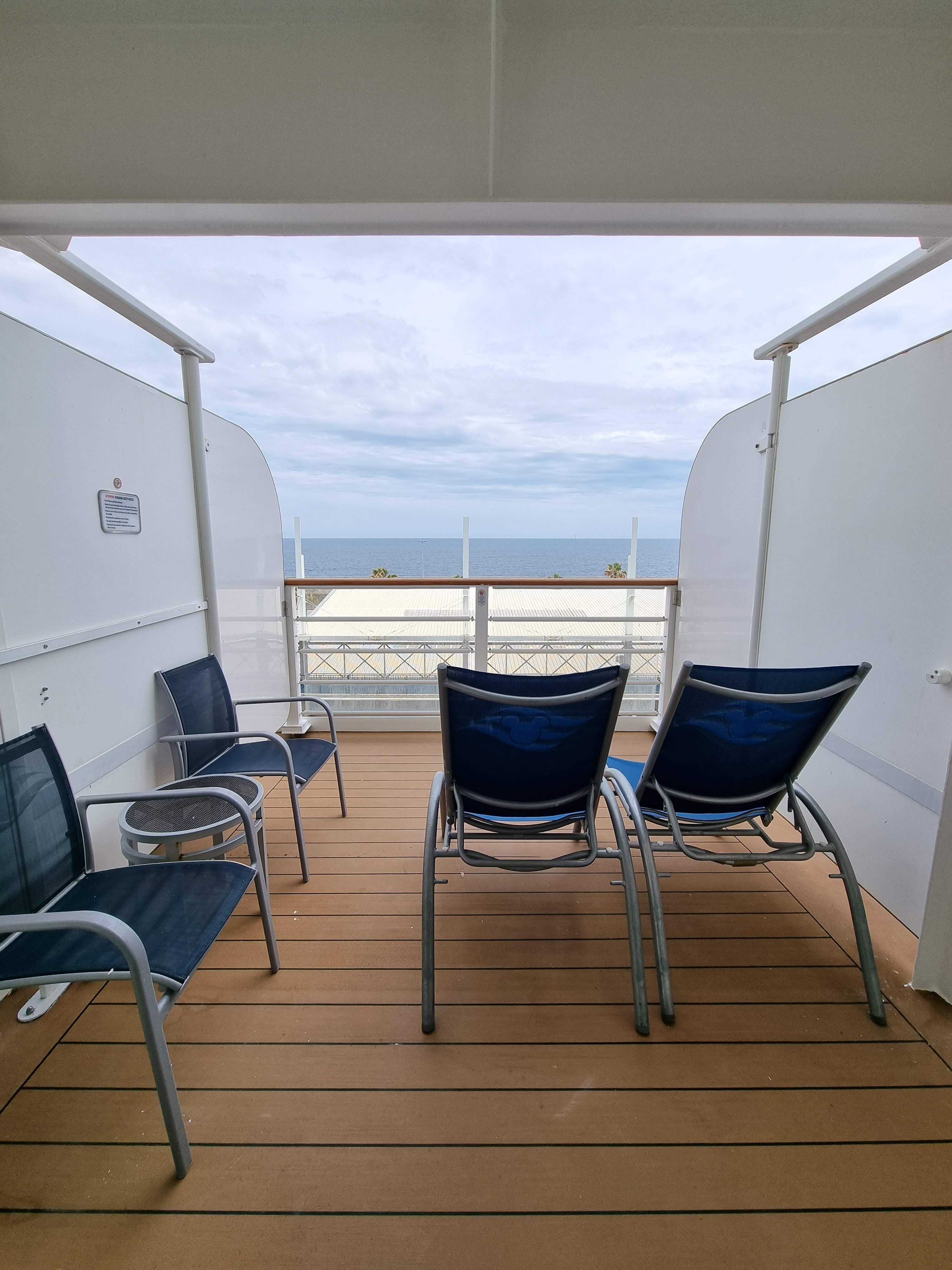 Disney Dream category 4E extended verandah