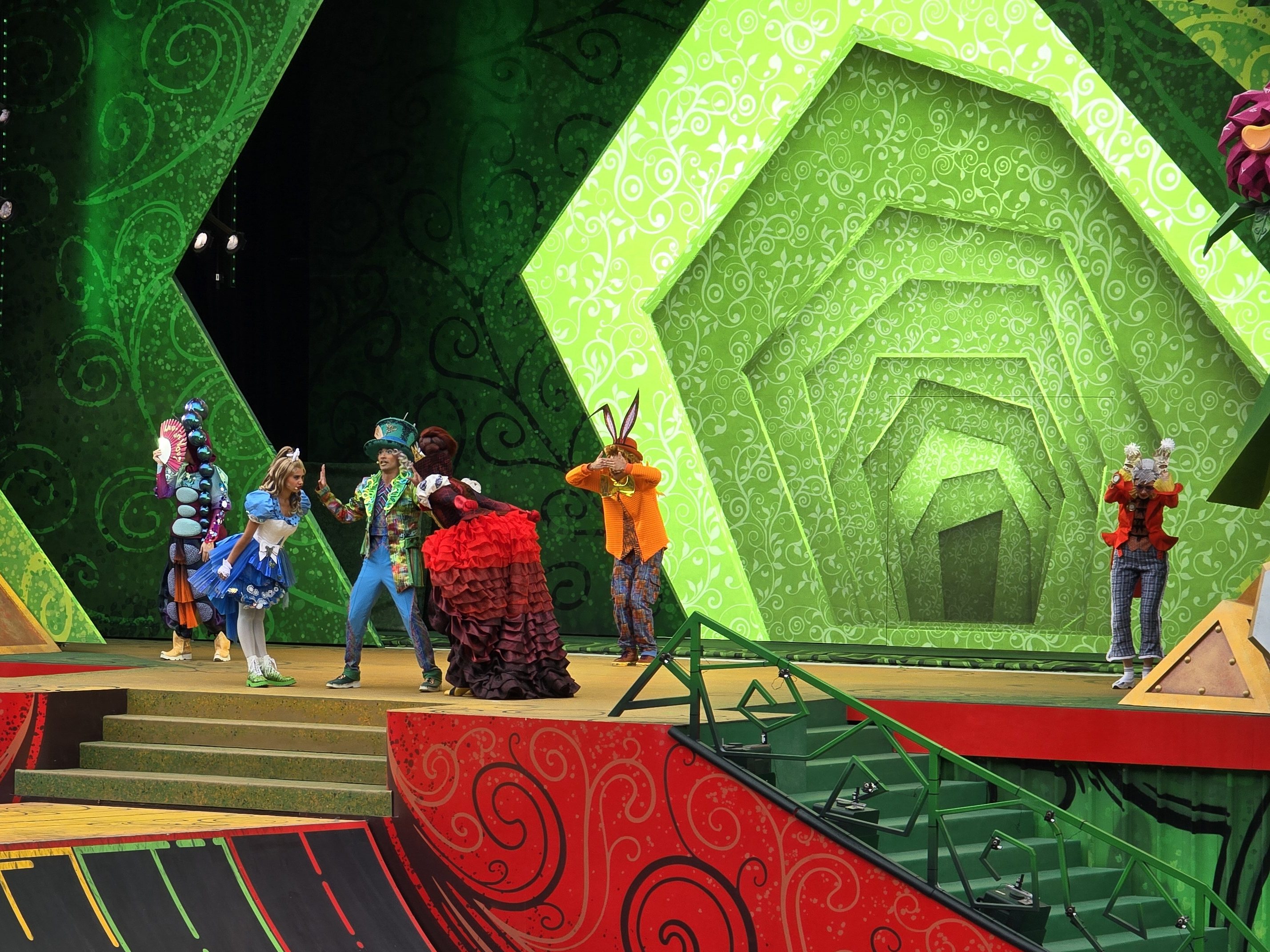 Alice & the Queen of Hearts: Back to Wonderland cast